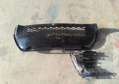 2018 Toyota Corolla Se from USA, damaged, VIN 2T1BURHE8JC074789